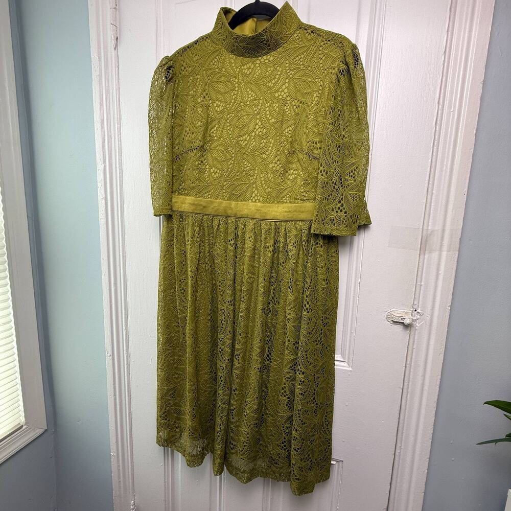 Stacy London Women's Petite Medium Green Stretch Lace Lined Midi Dress NWOT